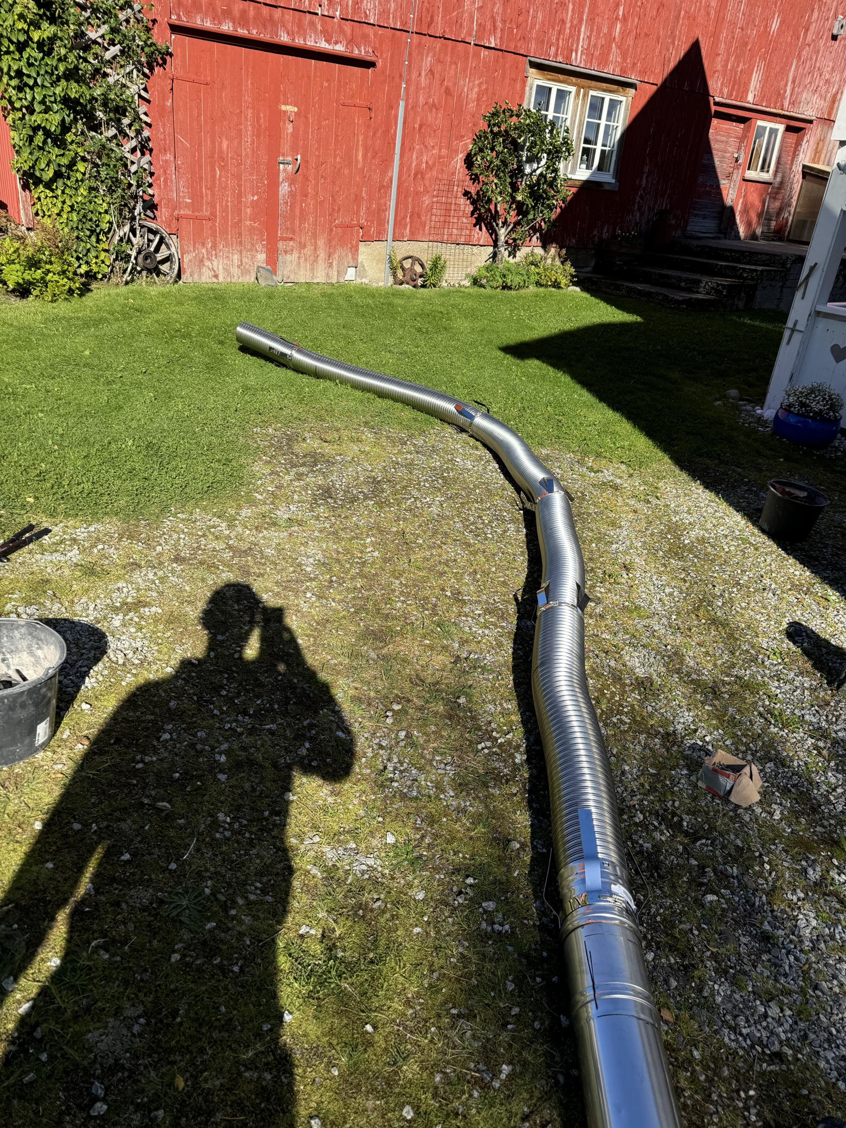 Her er et bilde som viser hva vi gjør.